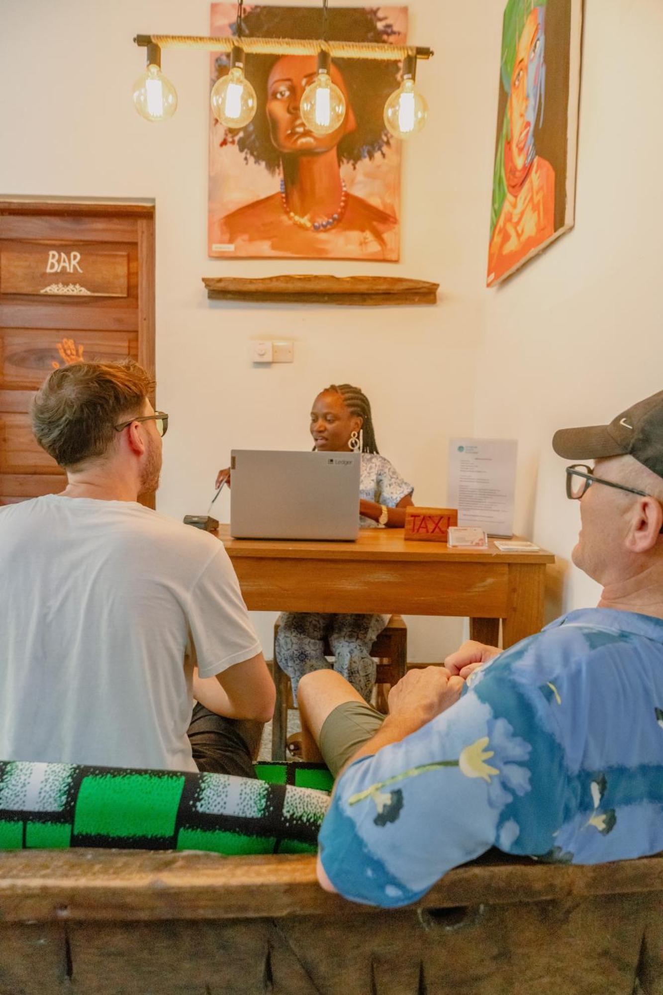 Shoki Shoki Hotel Stone Town Zanzibar Bagian luar foto